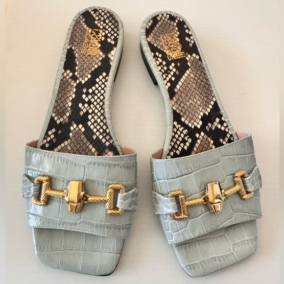 Roberto CAVALLI CLASS BY ROBERTO CAVALLI
Croc-Embossed Leather Flat Sandals - Picture 1 of 10